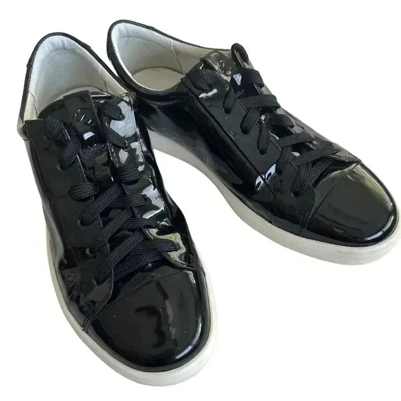 ECCO Soft 7 Womens Size 37 (US 6-6.5) Black Patent Leather Casual Sneakers Shoes - Picture 1 of 14
